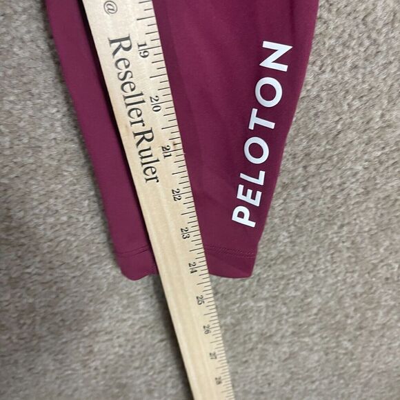 Peloton Active Leggings Womens Size Small Burgundy High Rise Logo Athletic Yoga - Picture 6 of 10